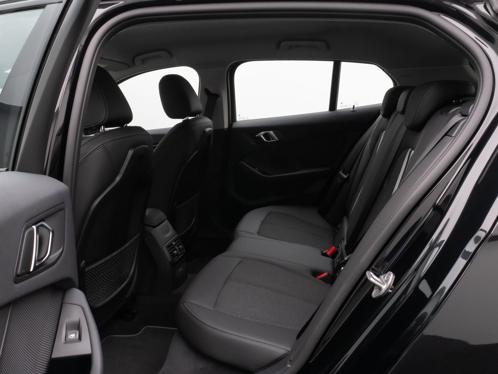Fahrzeugabbildung BMW 118i SportLine DAB CockPitPr PDC Lenkrhz Komfort