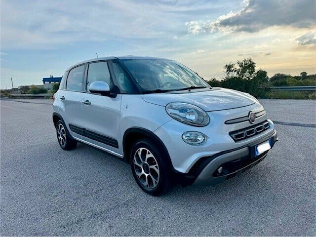Image of Fiat 500L Cross