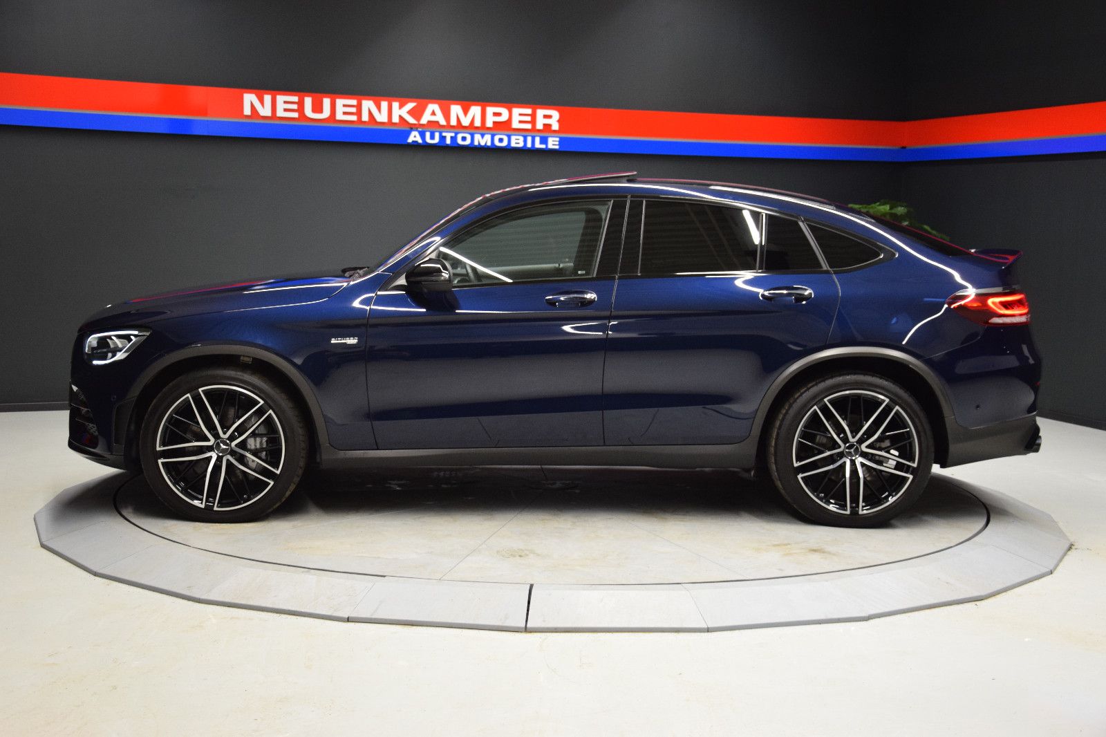 Fahrzeugabbildung Mercedes-Benz GLC 43 Coupe AMG 4Matic Pano s.AGA HuD ACC Burme