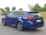 Toyota Avensis 1.8 AHK LED Navi Kamera Leder Pano Allwe - Toyota Avensis: Automatik