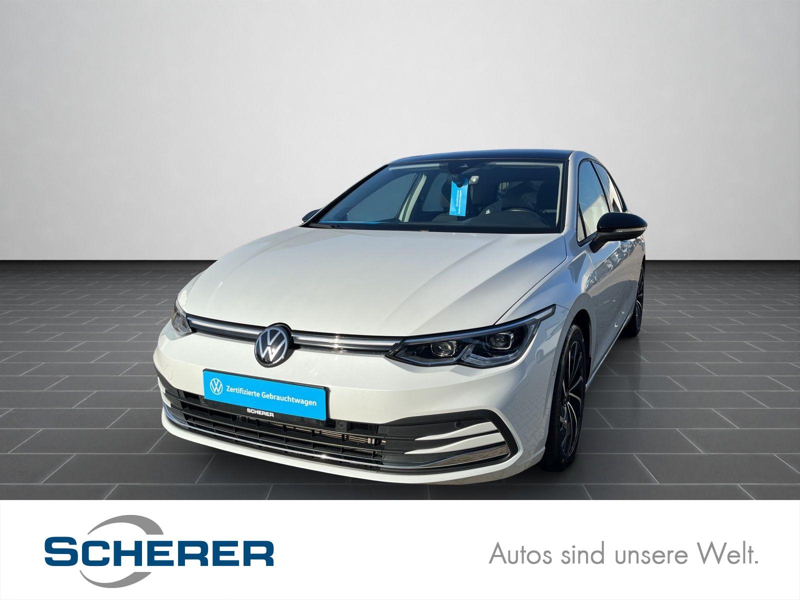Volkswagen Golf VIII 1,5 TSI DSG Standheizung/Panoramadach/
