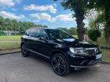 Volkswagen VW Touareg V6 R-line - Volkswagen Touareg in Krefeld