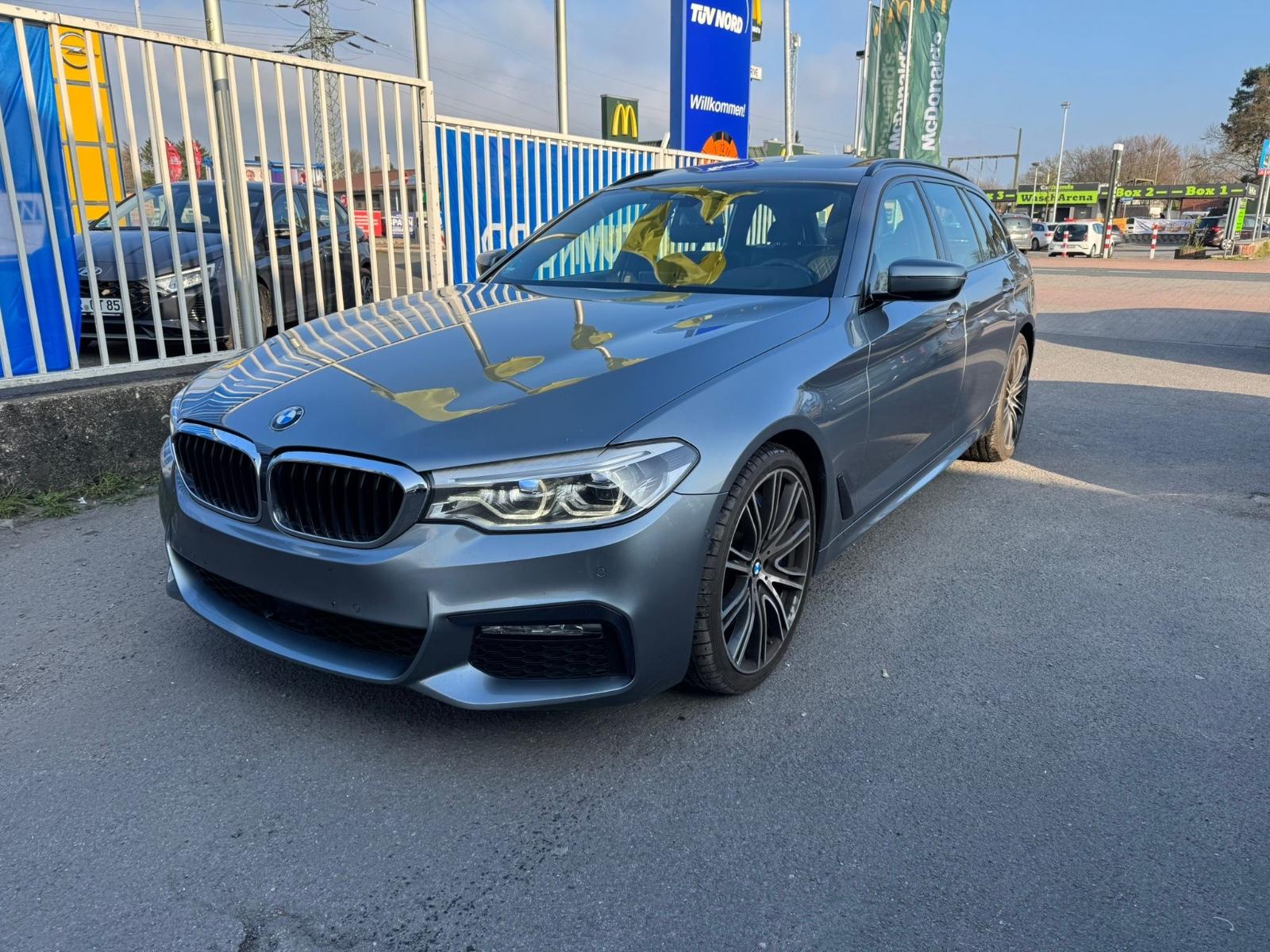 BMW 540 d xDrive M Sport/LED/HUD/Pano/Leder/