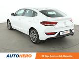 Hyundai i30 1.4 TDGI Aut.*NAVI*PDC*SHZ*SPUR*KLIMA* - Hyundai i30 Gebrauchtwagen in Stuttgart