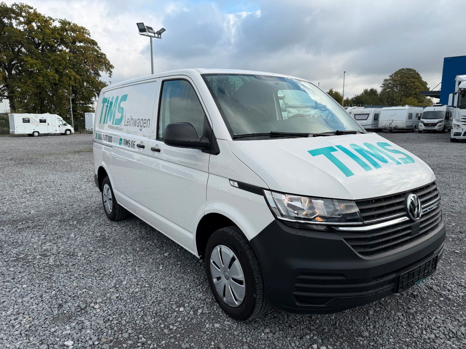 Fahrzeugabbildung Volkswagen T6.1  Transporter Komfort Paket