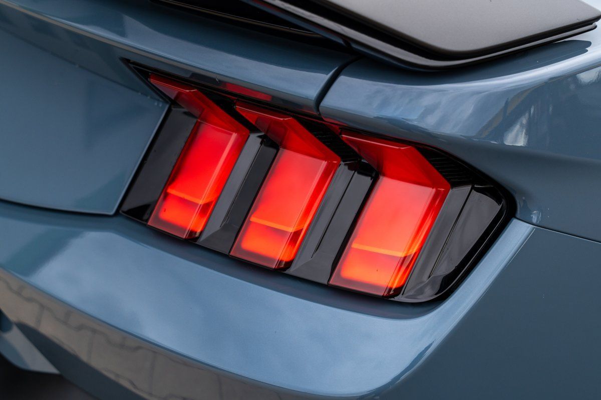 Ford Mustang (Dark Horse Recaro Styling-Paket Heckspoi)