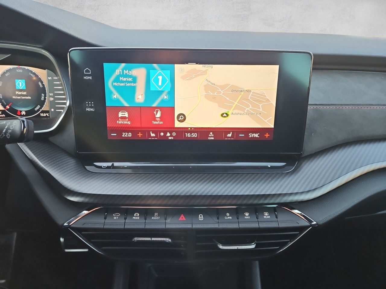 Fahrzeugabbildung SKODA Octavia Combi RS TSI 2.0 TSI DSG MATRIX/HUD/NAVI