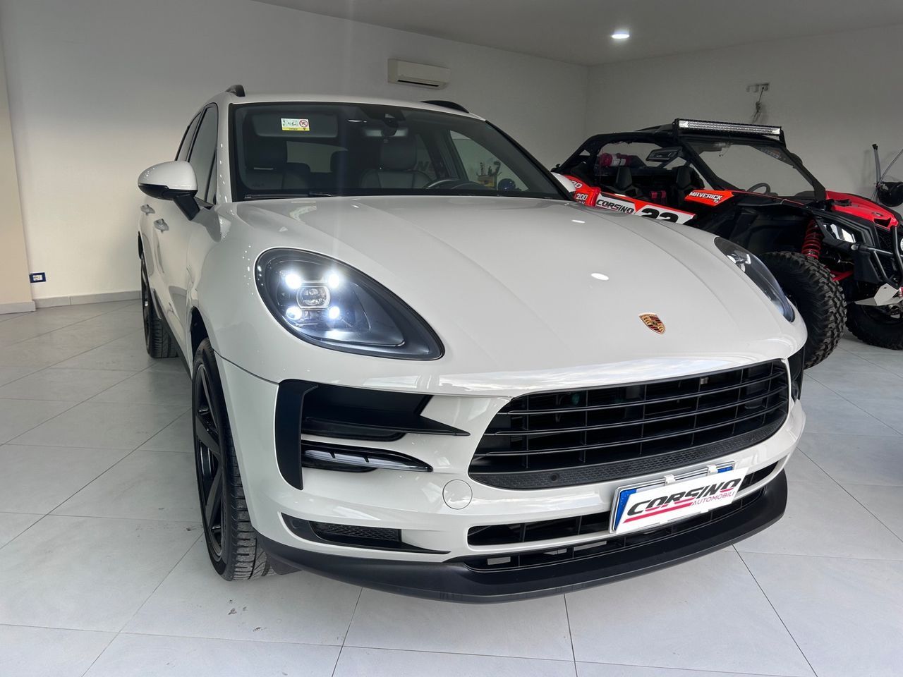 Porsche Macan 2.0 allestimento Full imagem 3