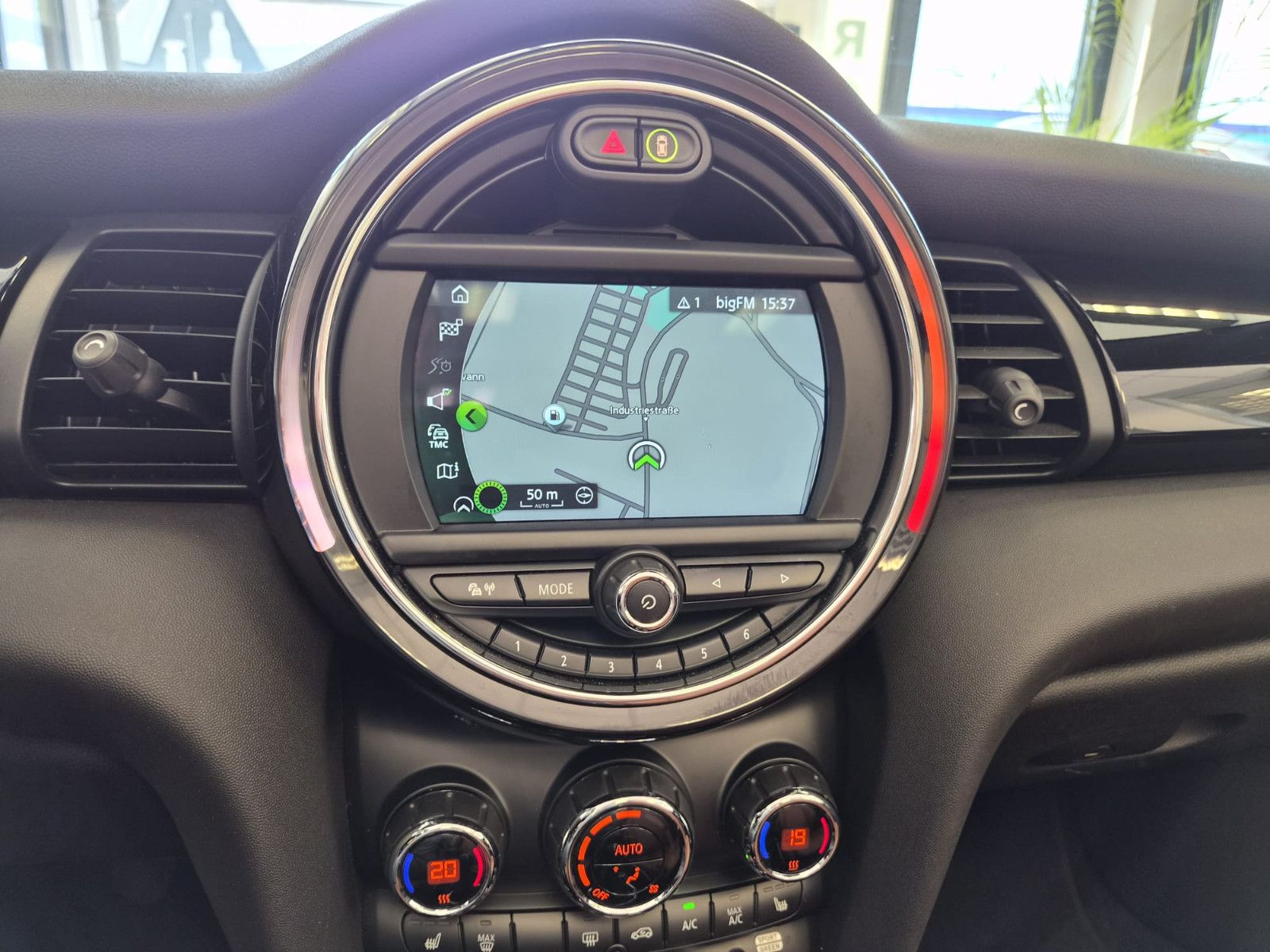 Fahrzeugabbildung MINI Cooper Cabrio,Leder,Navi,Kamera