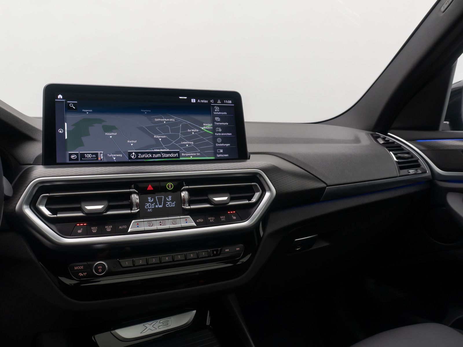 Fahrzeugabbildung BMW X3 xD30i M Sport AHK Kamera DAB HUD Panorama 20"