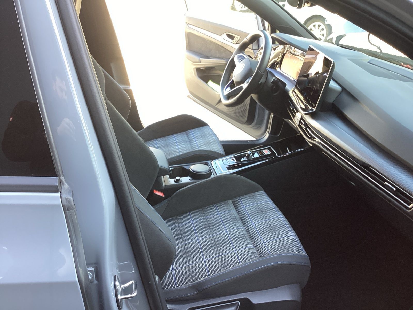 Volkswagen Golf - Bild 13