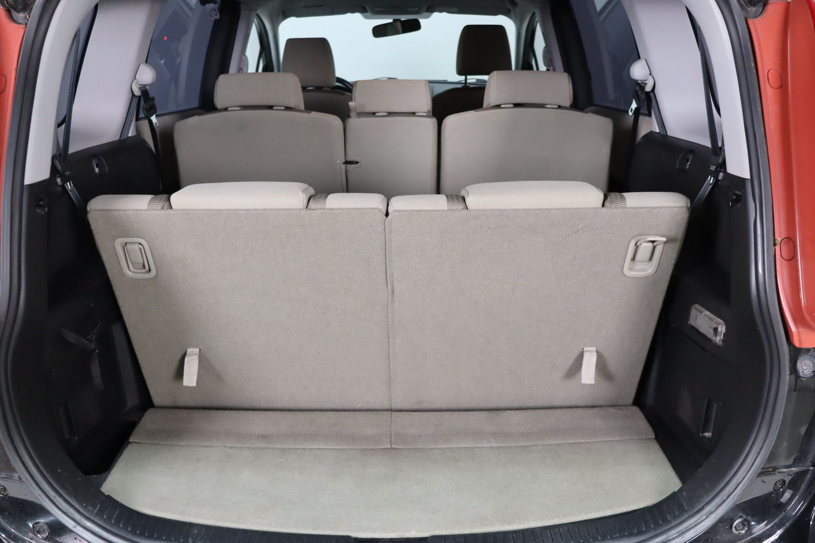 Fahrzeugabbildung Mazda 5 1.8 Comfort * Sitzhg. * Klima * 7-Sitzer