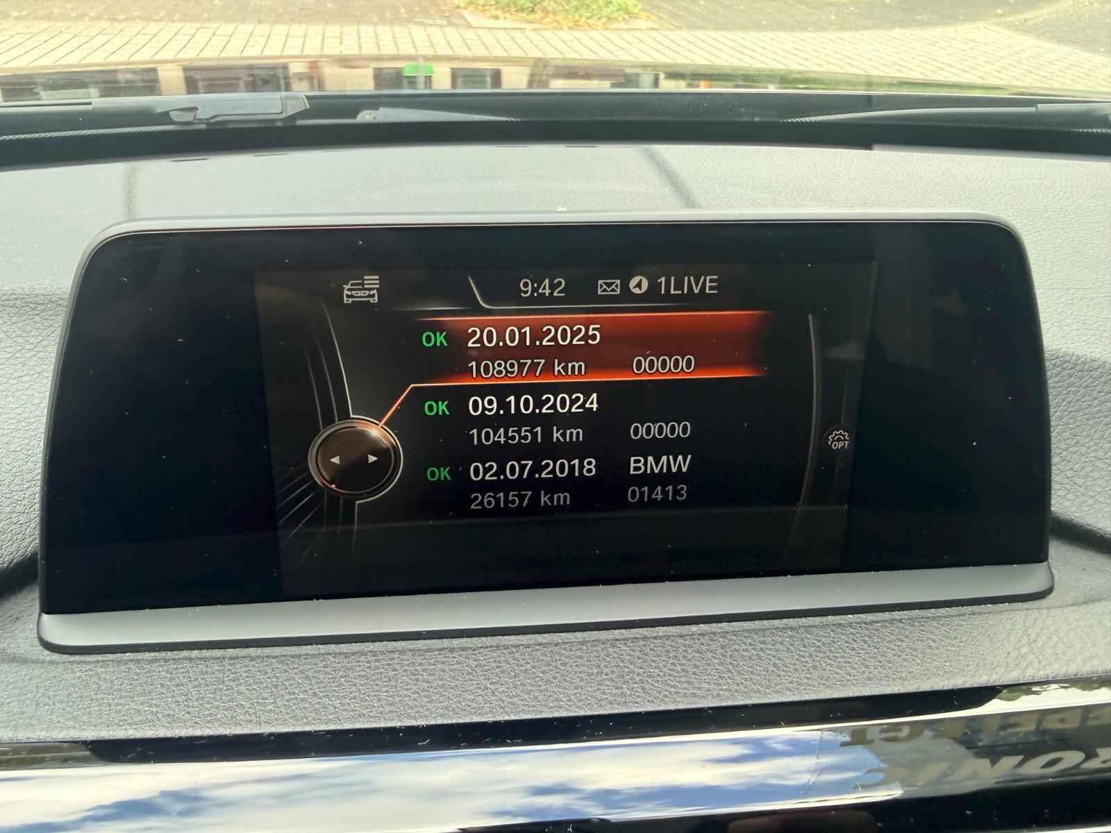 BMW 318 i,Limo,Navi,PDC v&h,LED,AHK
