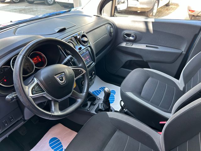 Fahrzeugabbildung Dacia Lodgy Stepway 1.6+7 Sitzer+Navi+Kamera+Allwetter