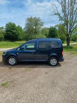 Volkswagen Caddy TSI Trendline Behindertengerechte-Rampe - gebrauchte VW Caddy aus dem Jahr 2011