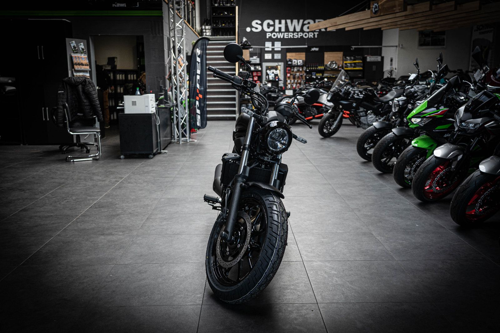 Fahrzeugabbildung Kawasaki Eliminator 500 / 2024 / Neu 4 Jahre Garantie