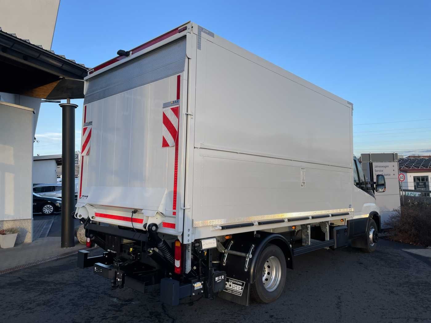 Fahrzeugabbildung Iveco Daily 70C18 HA8 *LBW*Schwenkwandkoffer*