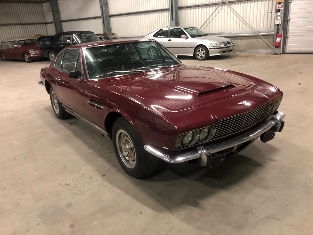 Aston Martin DBS
