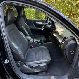 Volvo XC40 - 11