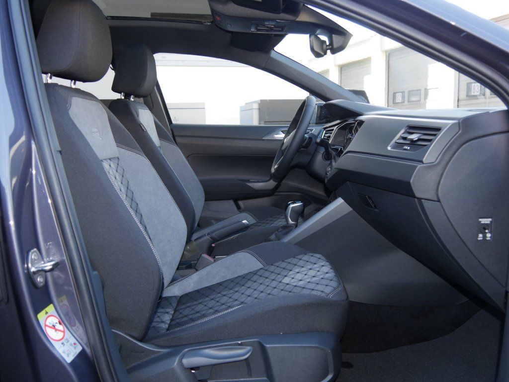 Fahrzeugabbildung Volkswagen Taigo R-Line 110kW 7-Gang DSG