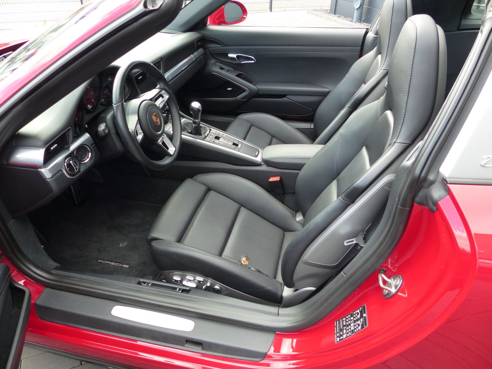 Fahrzeugabbildung Porsche 991.2 Targa 4S *Schalter*