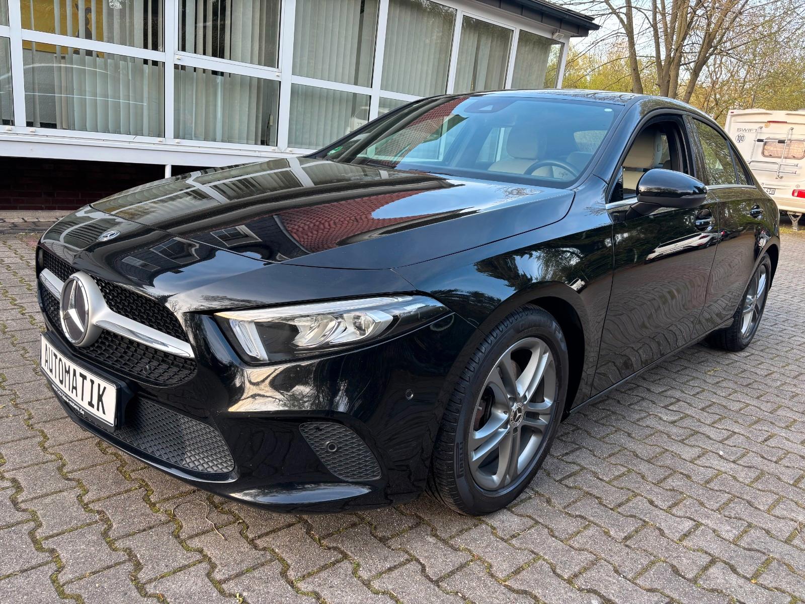 Mercedes-Benz A 200 A Limousine/Style/Kamera/