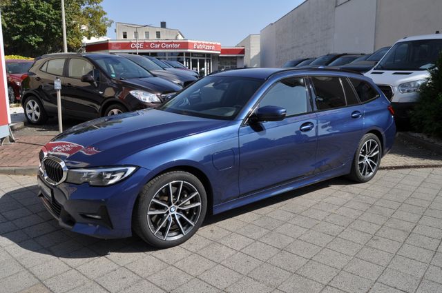 BMW 330 e Tour. Sport Line Leder Individual Harman/K