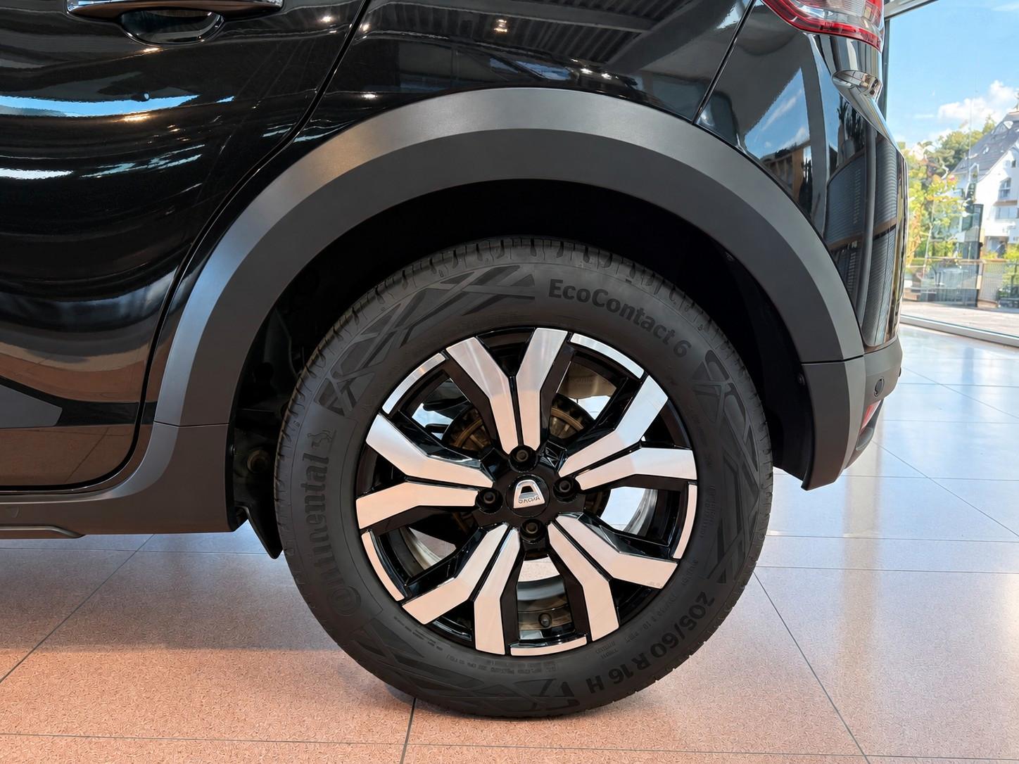 Dacia Sandero III Stepway 1. HAND LED AHK KAM CARPLAY