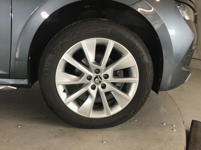 Fahrzeugabbildung Skoda Kamiq Style 1.5 TSI DSG/Kamera/Navi/beh.WSS