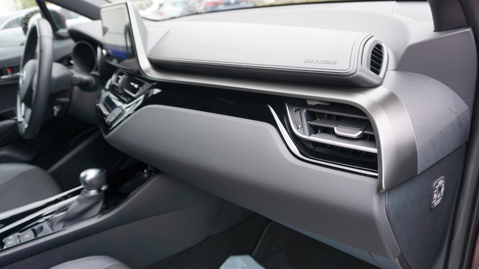 Fahrzeugabbildung Toyota C-HR Hybrid Team DE, Navi,Keyless,ACC,LED,Kamera