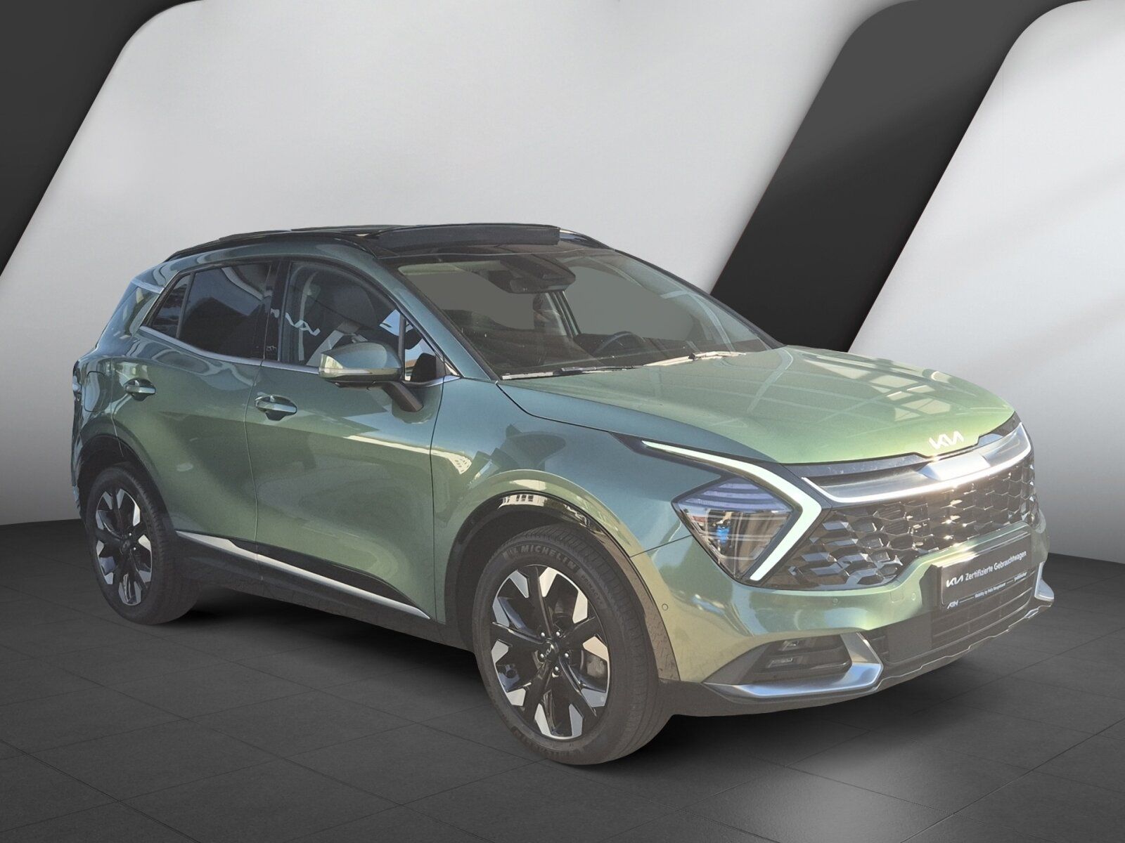 Fahrzeugabbildung Kia Sportage 1.6 PHEV Spirit AWD DIVE-PAKET | PANO
