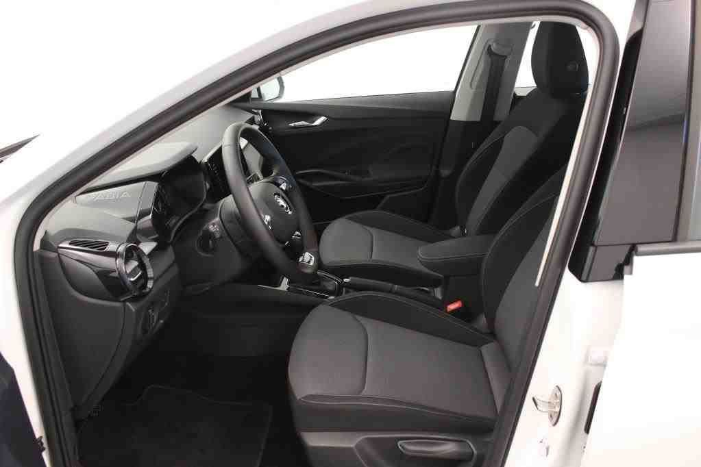 Skoda Fabia Ambition 1.0 TSI 81kW Klima*Tempo*Nav*PDC