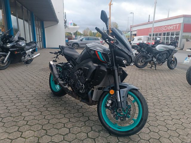 Yamaha MT 10+Akrapovic + Garantie