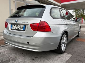 BMW 320 - 4