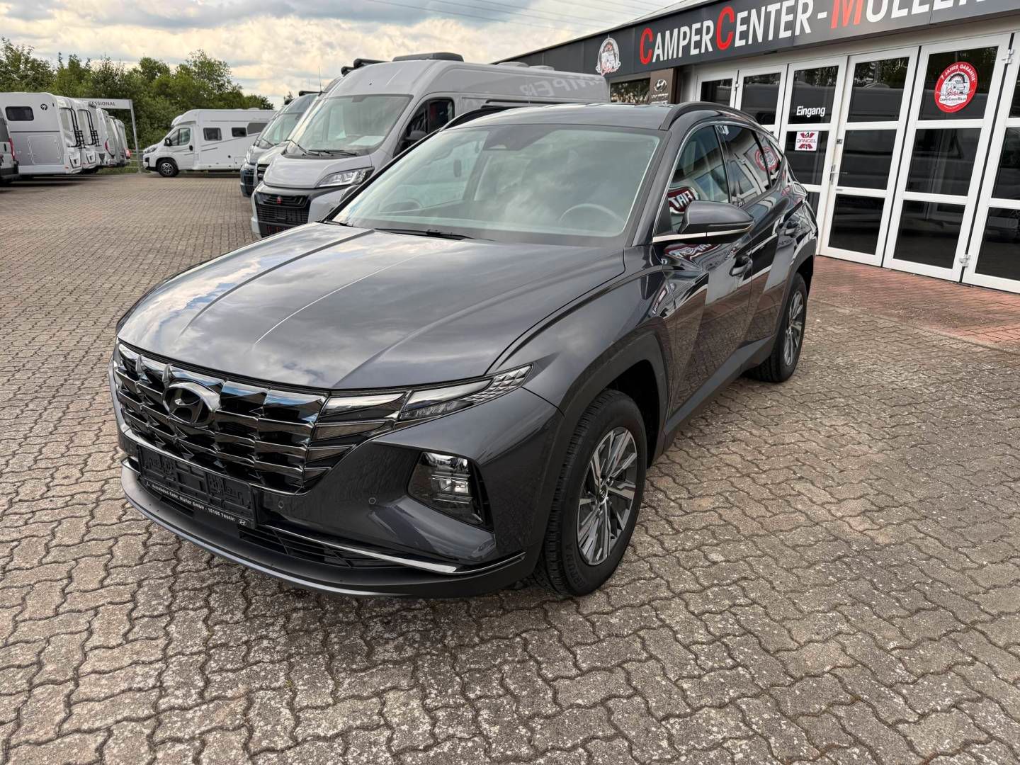 Fahrzeugabbildung Hyundai NEW Tucson Hybrid 1.6 T-GDi 230PS 6-AT 2
