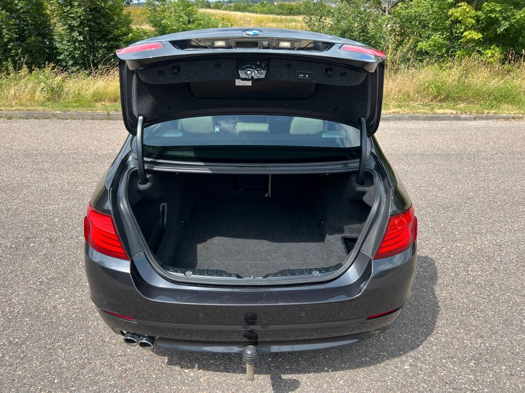 BMW 530 d xDrive Lim. VOLLAUSSTATTUNG/ 2. Hand