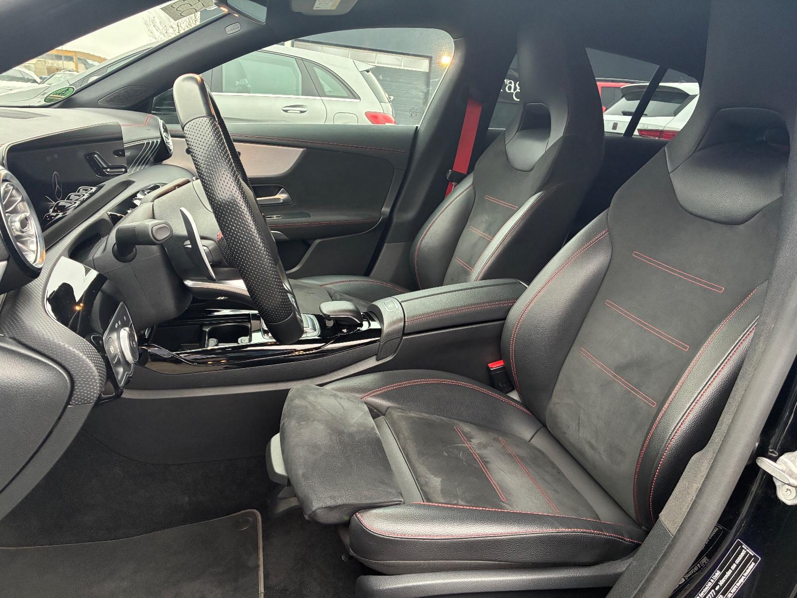 Mercedes-Benz CLA 35 AMG Shooting Brake 4Matic Multibeam Pano
