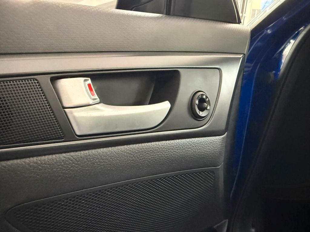 Hyundai Veloster - Bild 15