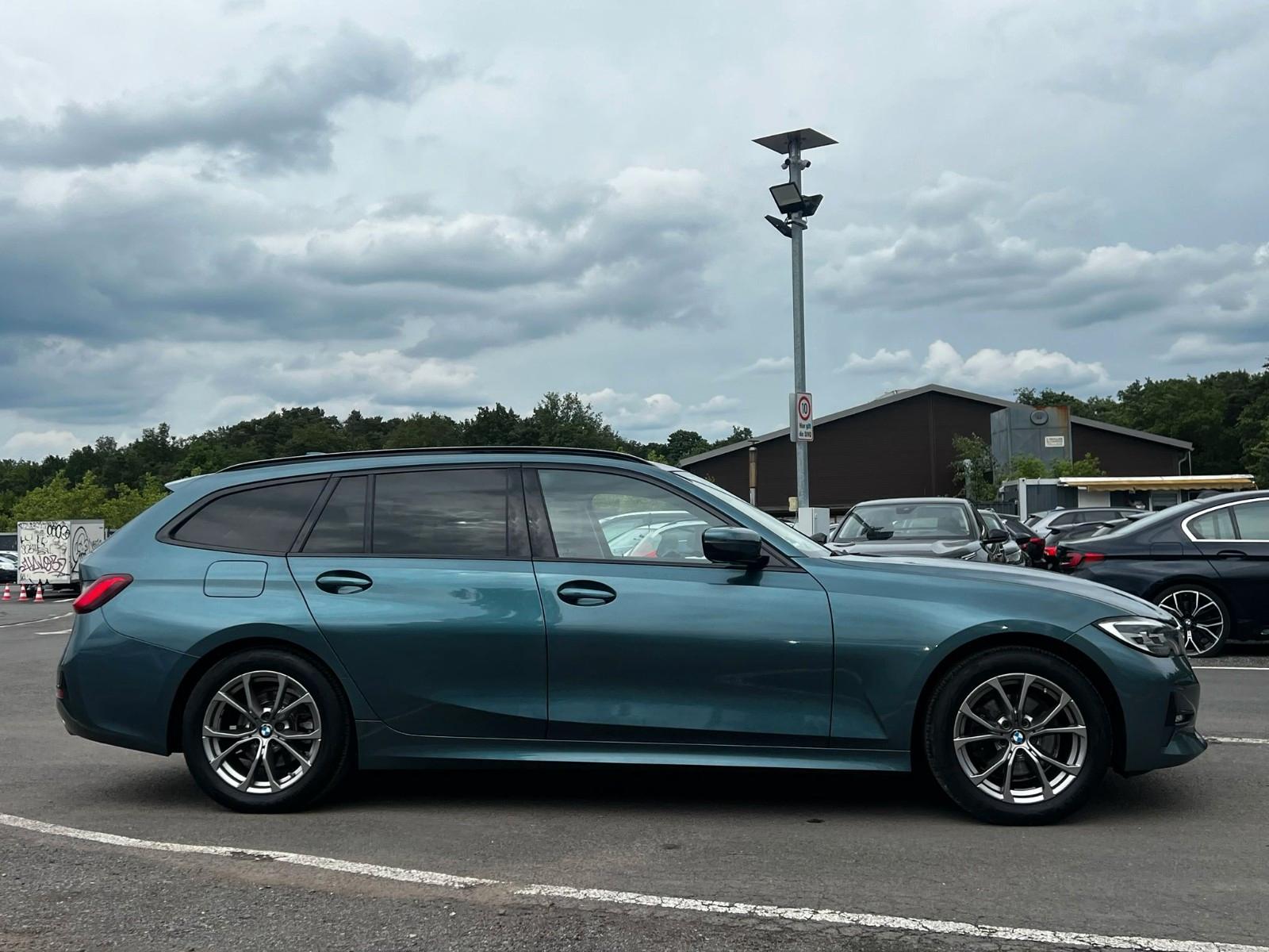 BMW 320 3 Touring 320 d Sport Line