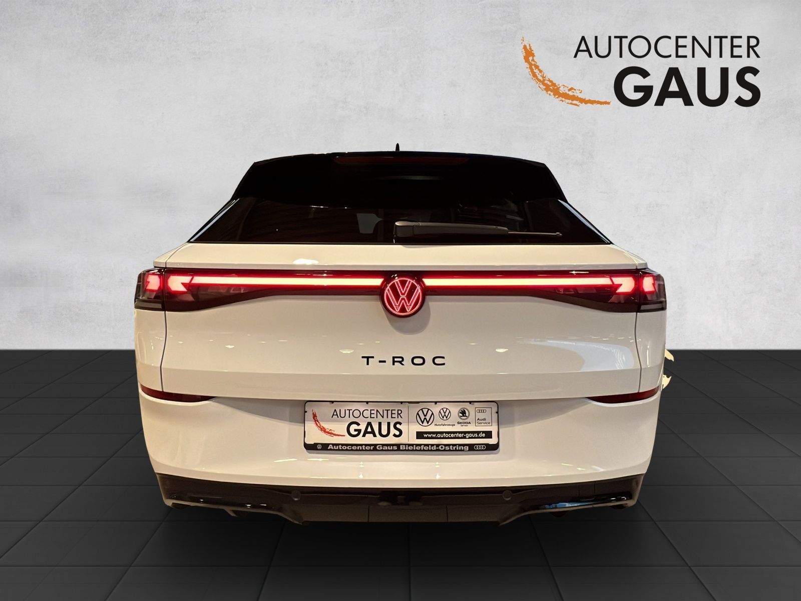 T-Roc R-Line 1.5 eTSI DSG ACC*CarPlay*Area View