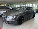 Audi S3 Sportback 2.0 TFSI quattro LEDER NAVI SHZ PDC - Audi S3 in Kassel