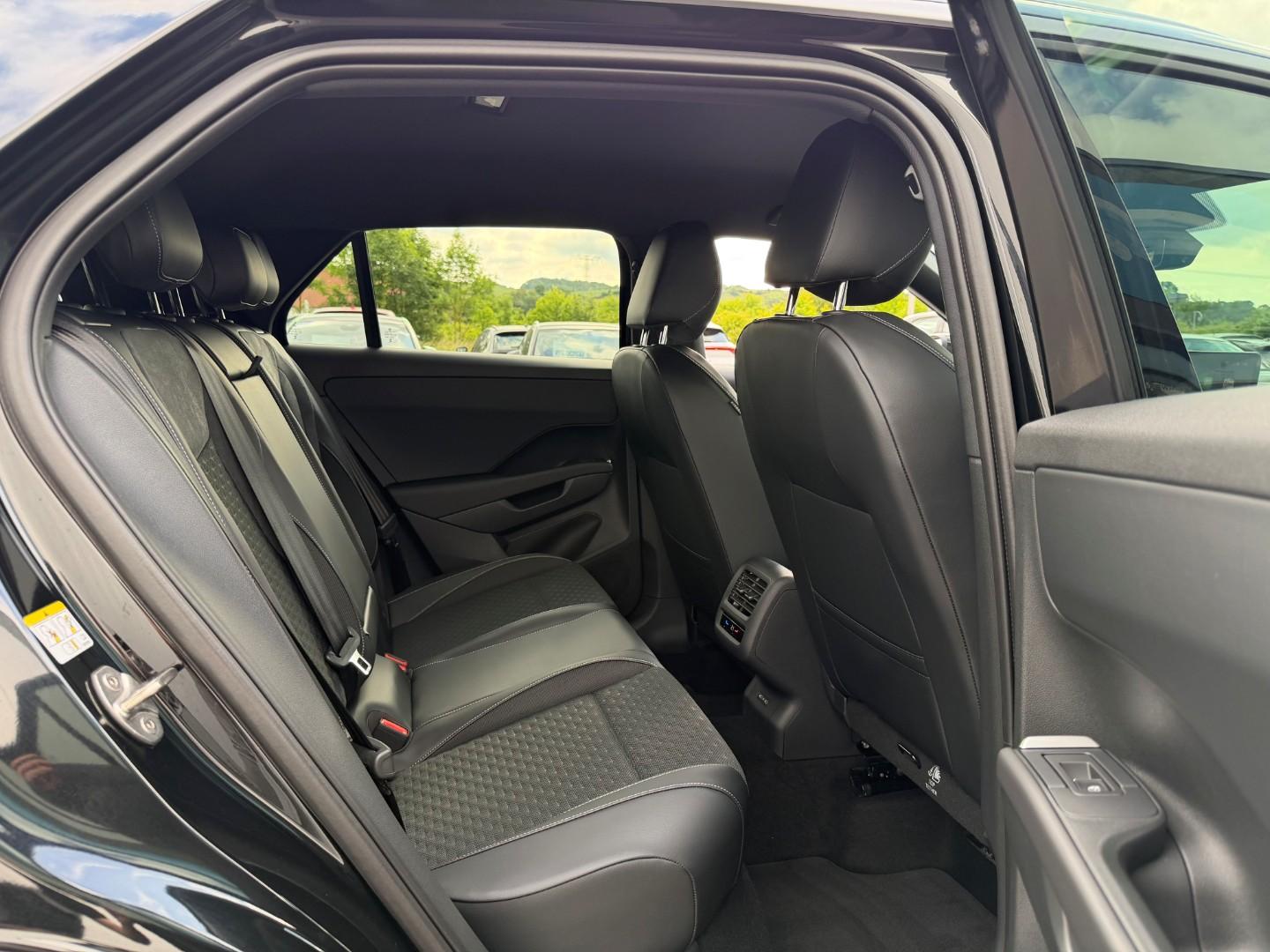 Volkswagen T-Roc 1.5 eTSI DSG R-Line *18Zoll*Kamera*, миниатюра 21