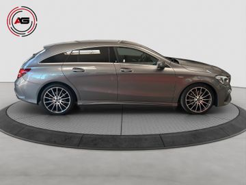 Mercedes CLA 220 Shooting Brake - 4