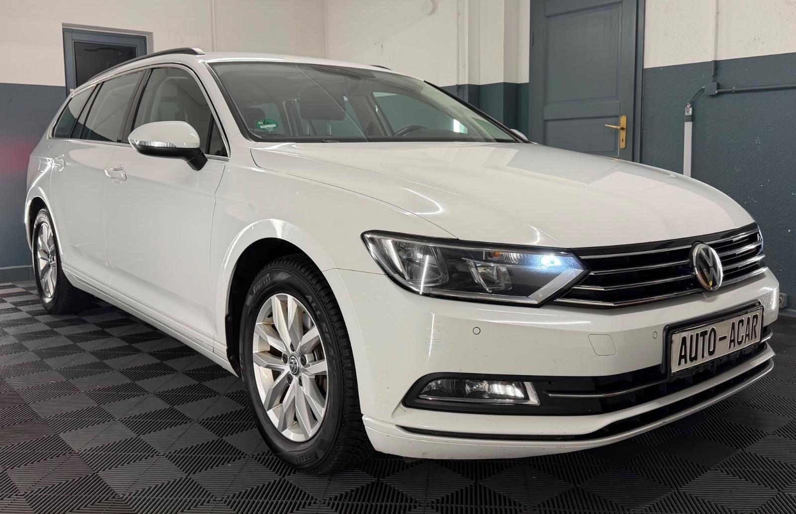 Volkswagen Passat Variant Comfortline*Leder*AHK*ACC*Massage