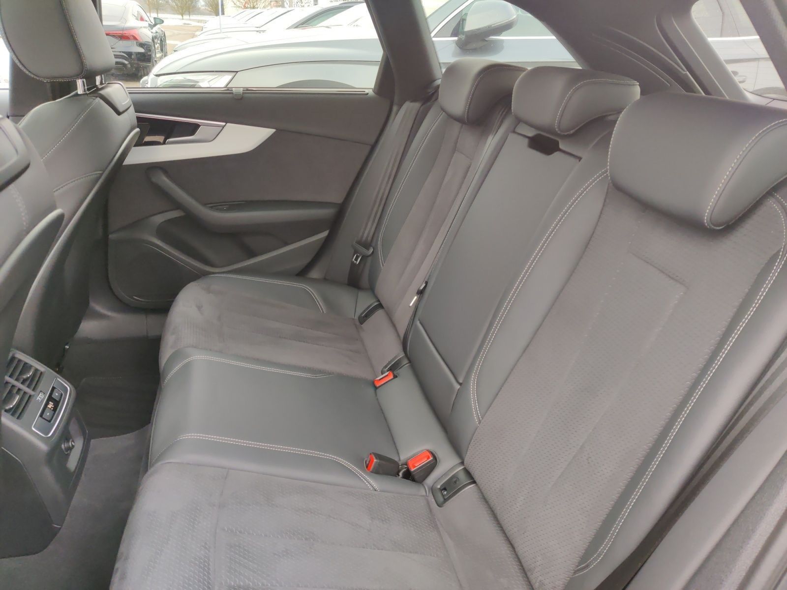 Audi S4 Avant 55 TDI q. Tiptr. competition edition, P foto 16