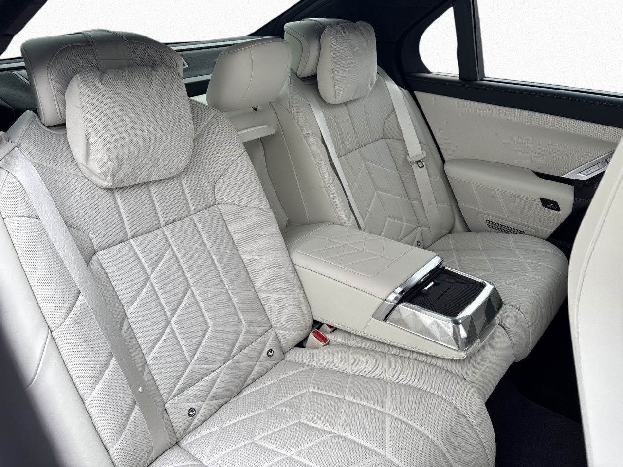 BMW 740 - Bild 14