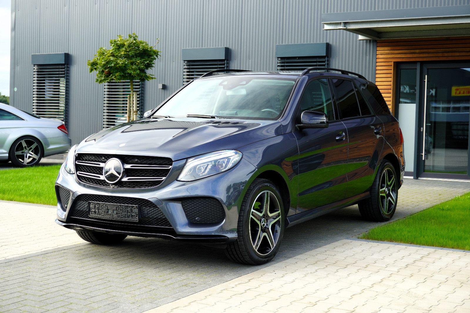 Mercedes-Benz GLE 350 d 4Matic*AMG*Kamera*ACC*AHK*AIR*SoftC.*