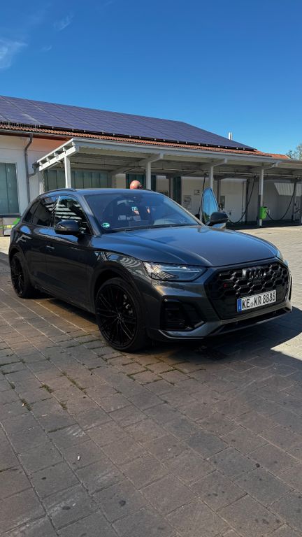 2022 Audi SQ5