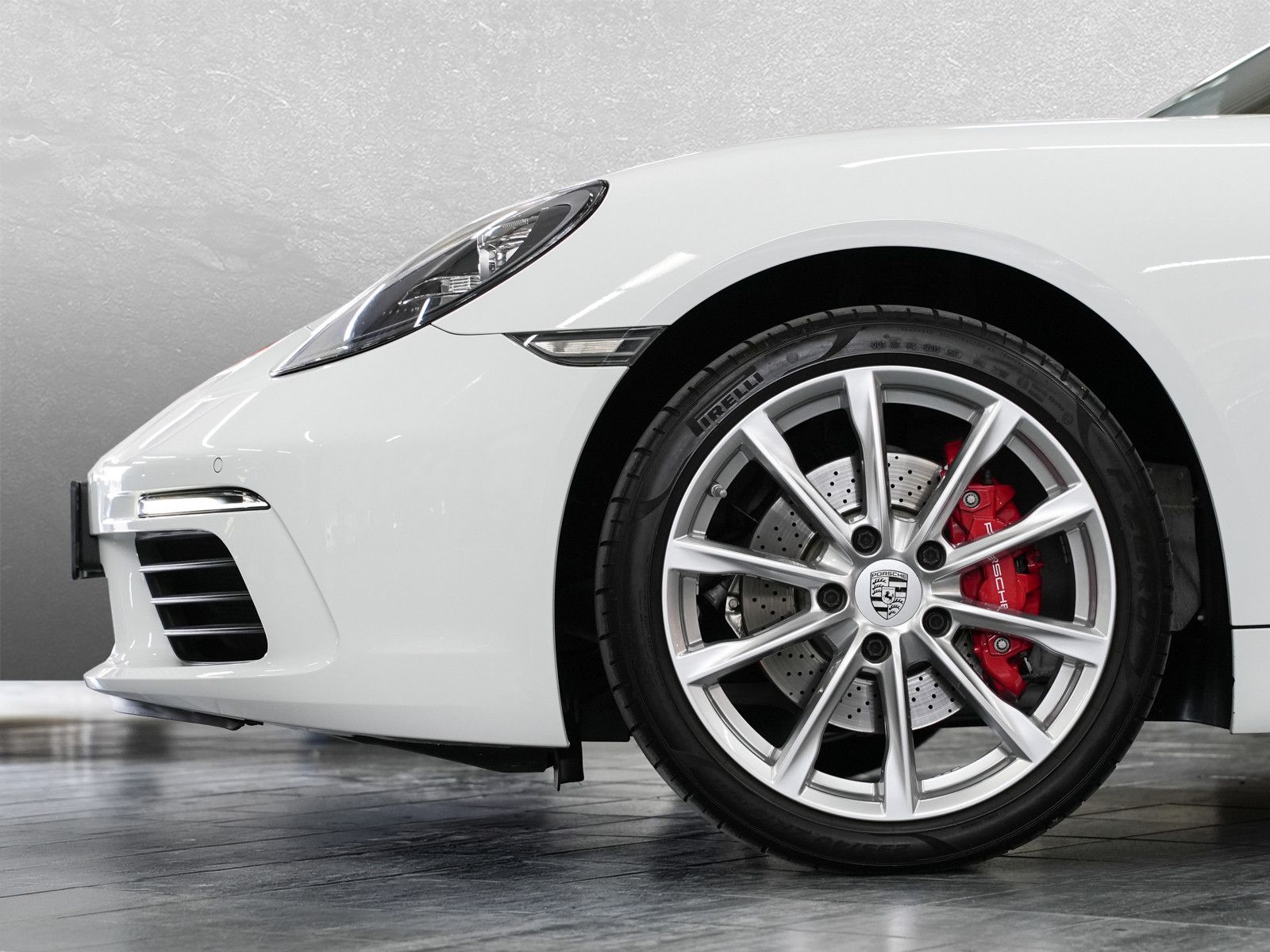 Fahrzeugabbildung Porsche Boxster S 718 PDK - Traumhafte Farbkombination