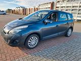 Renault Scenic 1,9 Diesel 7-Sitze Klimaaut... - Renault Scenic: 1.9